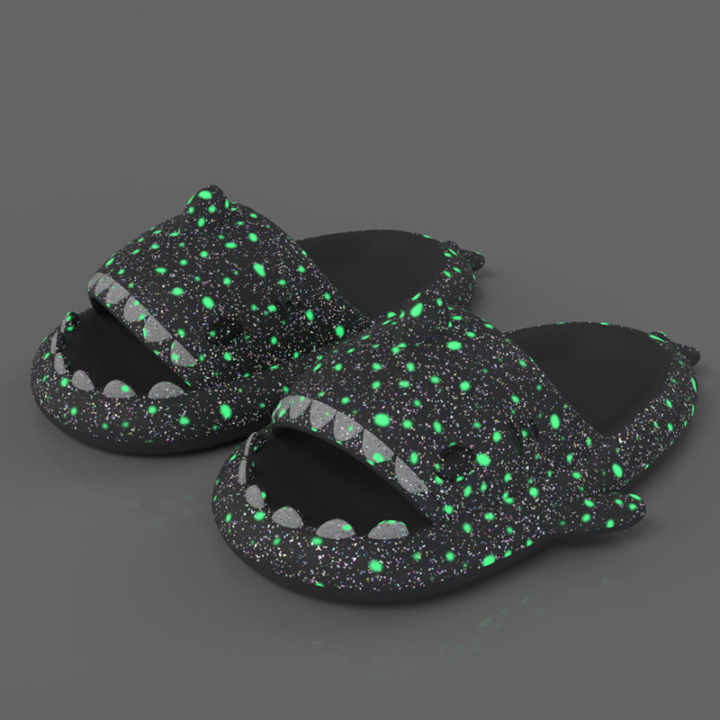 Haifisch-Pantoffeln mit Sternennacht-Lichtdesign, Badezimmerpantoffeln für Paare, Hausschuhe für Frauen