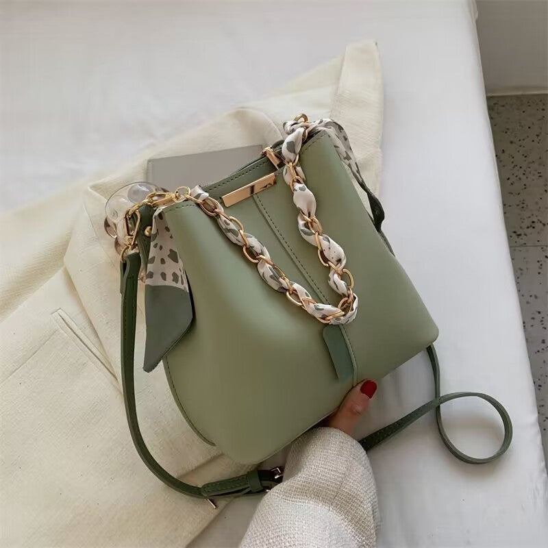 New Autumn And Winter Ladies Crossbody Fashion Casual Armpits One Shoulder Versatile Bucket Bag