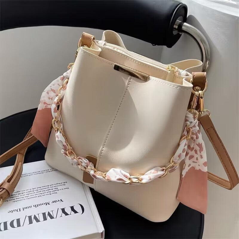 New Autumn And Winter Ladies Crossbody Fashion Casual Armpits One Shoulder Versatile Bucket Bag