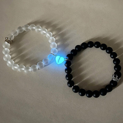 Handgefertigtes Kronen-Perlen-Charms-Armband, leuchtendes Herz, im Dunkeln leuchtendes Partnerarmband für Liebhaber, Männer und Frauen, fluoreszierendes Geschenk