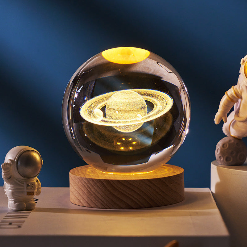 Leuchtender Sternen himmel und Planeten Mond Mond Kristall kugel Kleine Nacht lampe Projektion Ambiente Licht Kreatives Geschenk Neues seltsames Geschenk - MG-warehouse24.de UG
