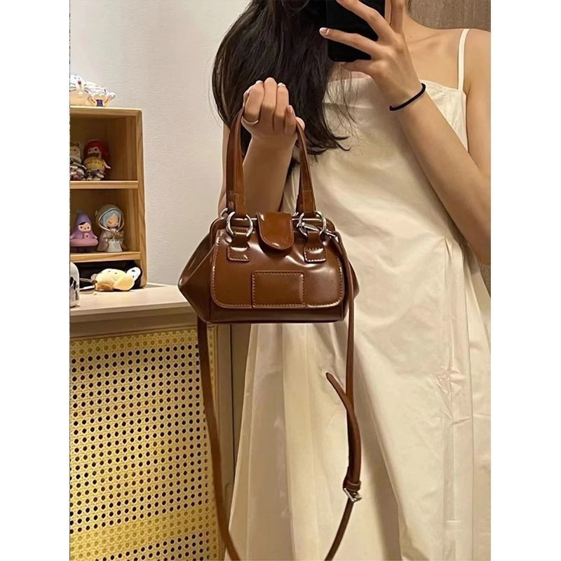 Boston Retro Casual Portable Clip Bag 